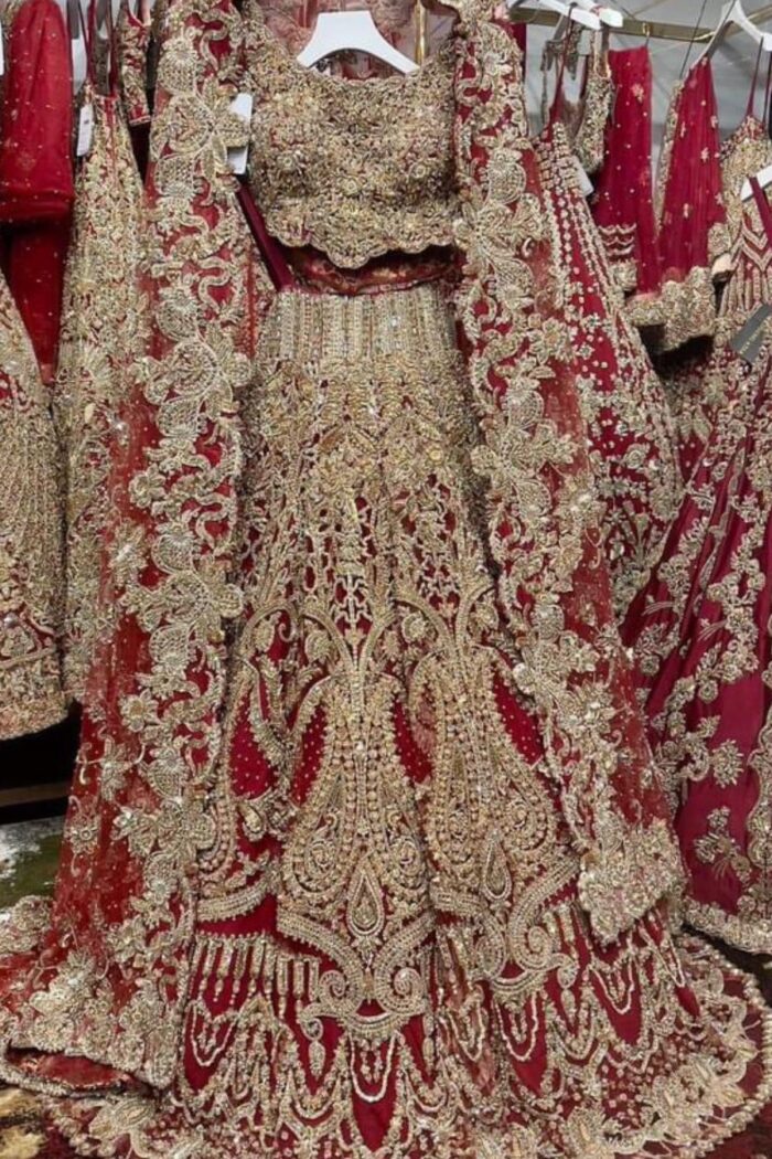 Women Baraat Rental Wear